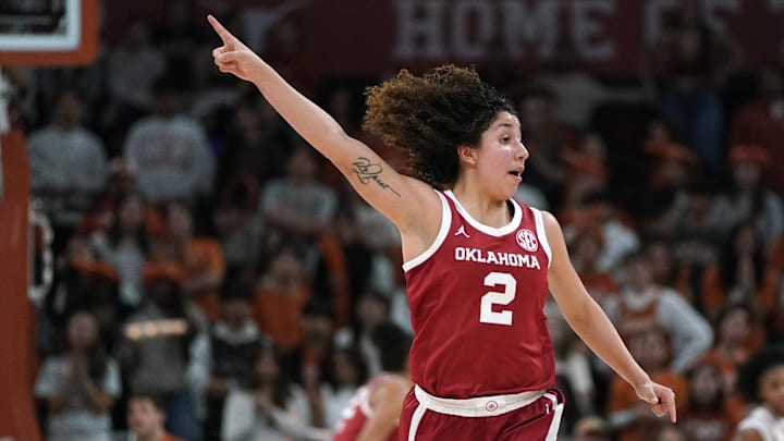 Oklahoma freshman Aaliyah Chavez
