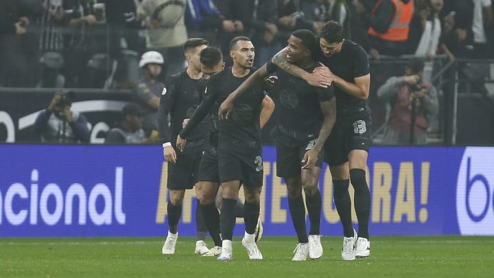 Timão aplicou 2 a 1 no Tigre nesta terça-feira