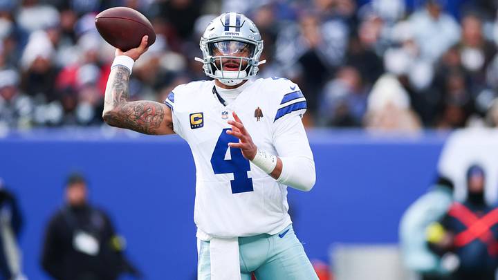 Dallas Cowboys quarterback Dak Prescott (4) looks to pass during the second quarter against the New York Giants at MetLife Stadium. Mandatory Credit: Vincent Carchietta-Imagn Images Dallas Cowboys quarterback Dak Prescott (4) looks to pass during the second quarter against the New York Giants at MetLife Stadium. Mandatory Credit: Vincent Carchietta-Imagn Images