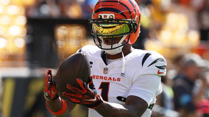 Sep 27, 2026; Pittsburgh, Pennsylvania, USA; Cincinnati Bengals wide receiver Ja'Marr Chase (1) warms up before a game against the Pittsburgh Steelers at Acrisure Stadium. Mandatory Credit: Charles LeClaire-Imagn Images Sep 27, 2026; Pittsburgh, Pennsylvania, USA; Cincinnati Bengals wide receiver Ja'Marr Chase (1) warms up before a game against the Pittsburgh Steelers at Acrisure Stadium. Mandatory Credit: Charles LeClaire-Imagn Images