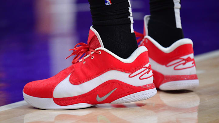 Los Angeles Lakers forward LeBron James explained why never repeats sneakers on the court.