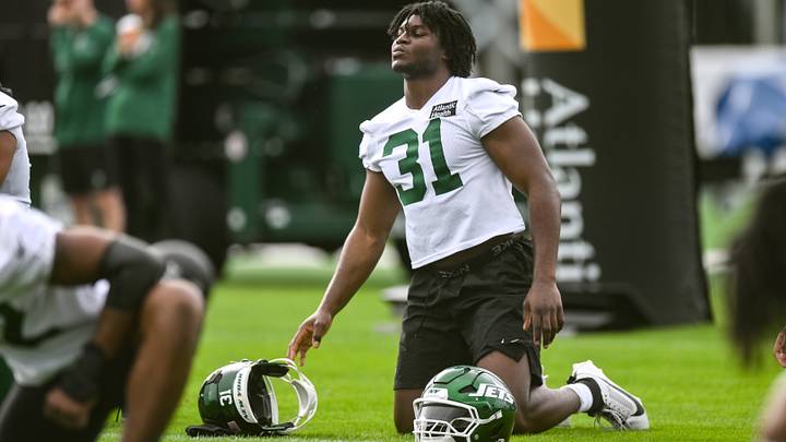 David Bailey continues to steal all of the attention as the Jets' training camp continues. 