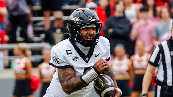 Wake Forest quarterback Gio Lopez 