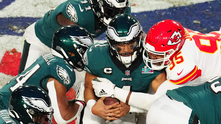 Jalen Hurts, Philadelphia Eagles, Chris Jones, Kansas City Chiefs