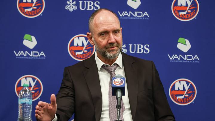 Apr 9, 2026; Elmont, New York, USA; New York Islanders head coach Peter DeBoer speaks to the press following the team’s 5-3 win over the Toronto Maple Leafs at UBS Arena. Apr 9, 2026; Elmont, New York, USA; New York Islanders head coach Peter DeBoer speaks to the press following the team’s 5-3 win over the Toronto Maple Leafs at UBS Arena.