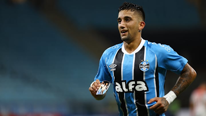 Uruguaio é o chamado escape de velocidade Uruguaio é o chamado escape de velocidade