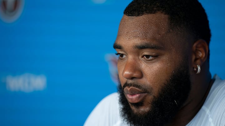 Tennessee Titans defensive tackle Jeffery Simmons fields questions from the media.