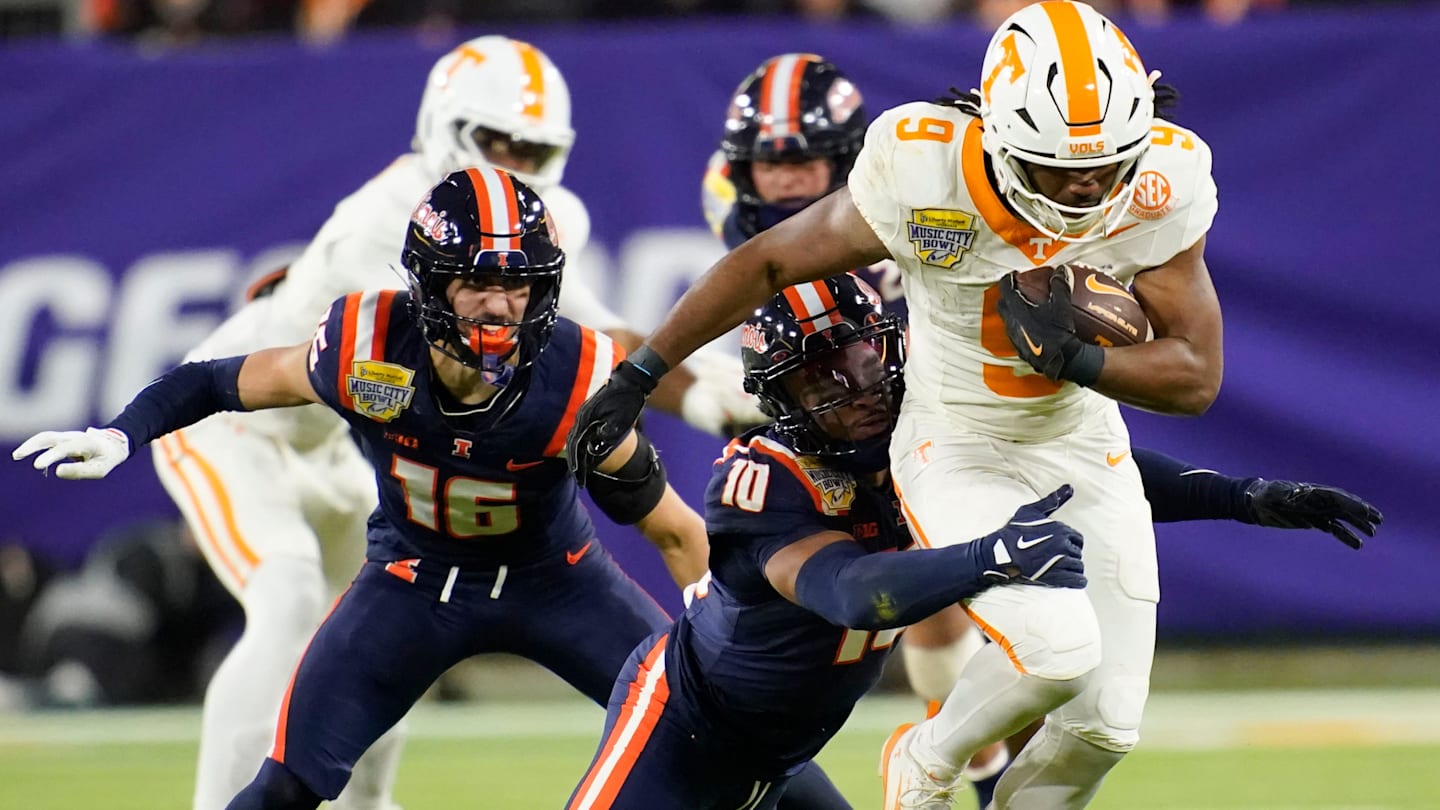 Unfortunate Stat Comes True Following Tennessee Football's Bowl Game Defeat