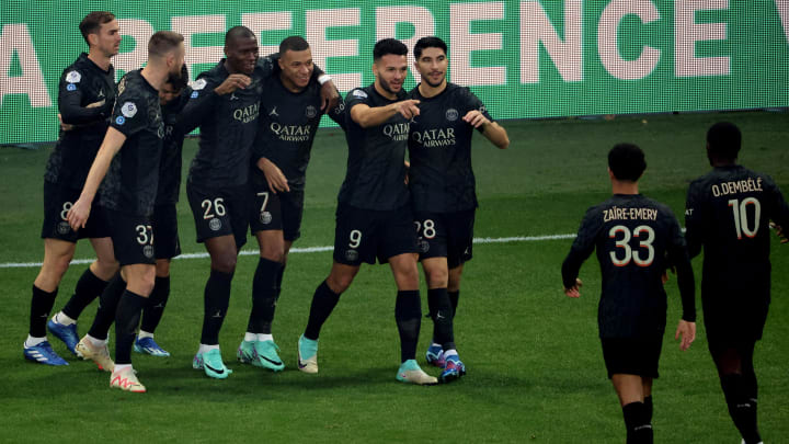 PSG returned to the top of the table