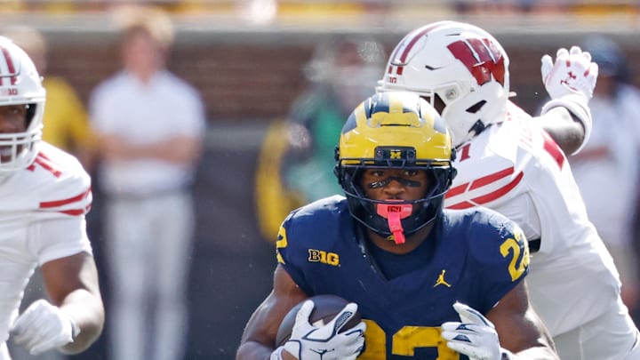 Oct 4, 2025; Ann Arbor, Michigan, USA;  Michigan Wolverines running back Justice Haynes (22) against the Wisconsin Badgers in the second half at Michigan Stadium. Mandatory Credit: Rick Osentoski-Imagn Images Oct 4, 2025; Ann Arbor, Michigan, USA;  Michigan Wolverines running back Justice Haynes (22) against the Wisconsin Badgers in the second half at Michigan Stadium. Mandatory Credit: Rick Osentoski-Imagn Images