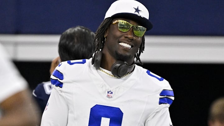 Dallas Cowboys linebacker DeMarvion Overshown looks on before the game between the Dallas Cowboys and the Baltimore Ravens. Dallas Cowboys linebacker DeMarvion Overshown looks on before the game between the Dallas Cowboys and the Baltimore Ravens.