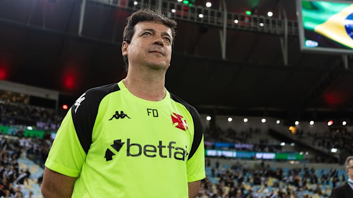 Fernando Diniz é o atual comandante do Vasco Fernando Diniz é o atual comandante do Vasco