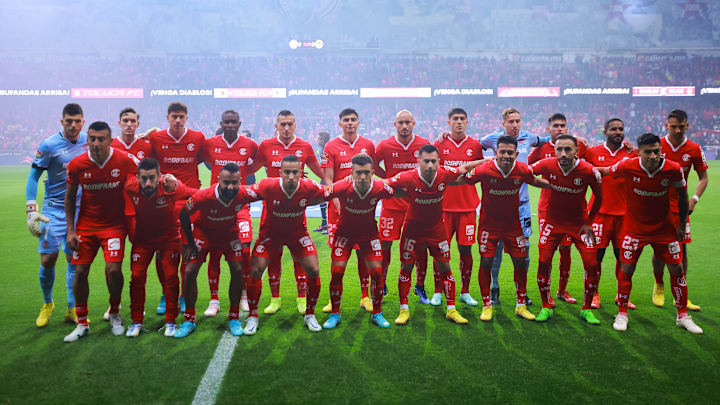 Jugadores del Toluca previo al partido de ida ante América.