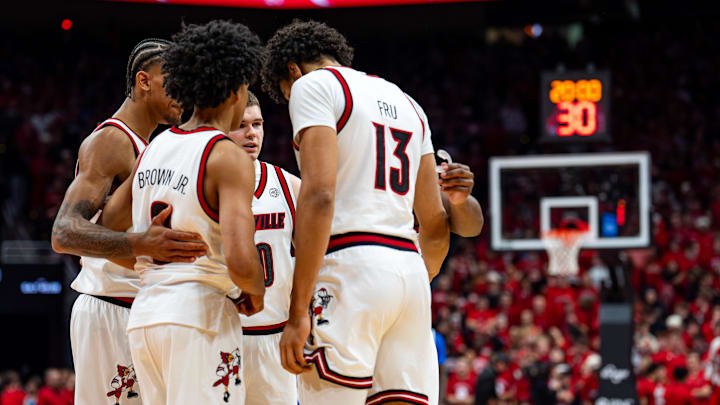 Louisville players huddled before tipoff as the Cardinals hosted the Kentucky Wildcats at the KFC Yum! Center on Tuesday, Nov. 11, 2025.