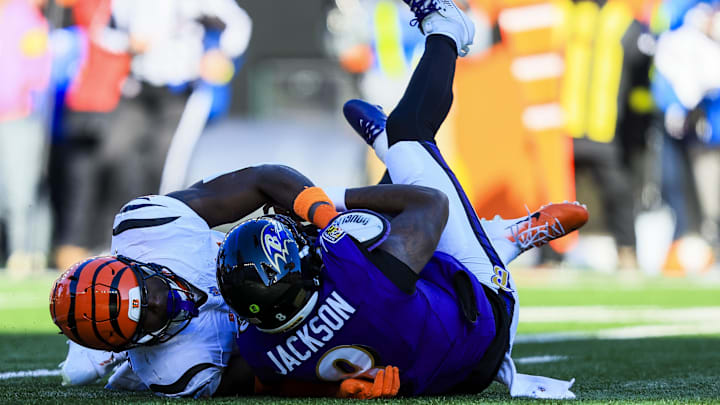 Dec 14, 2025; Cincinnati, Ohio, USA; Cincinnati Bengals linebacker Demetrius Knight Jr. (44) sacks Baltimore Ravens quarterback Lamar Jackson (8) in the first half at Paycor Stadium. Mandatory Credit: Katie Stratman-Imagn Images
Dec 14, 2025; Cincinnati, Ohio, USA; Cincinnati Bengals linebacker Demetrius Knight Jr. (44) sacks Baltimore Ravens quarterback Lamar Jackson (8) in the first half at Paycor Stadium. Mandatory Credit: Katie Stratman-Imagn Images