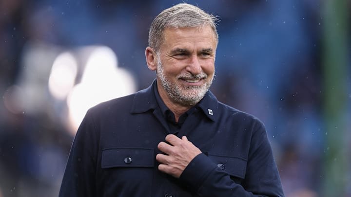 Stefan Kuntz plant den Kader des HSV 