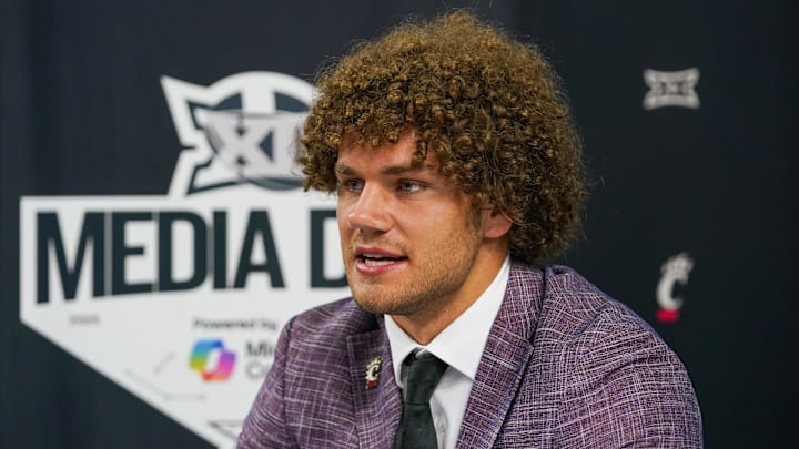 Jul 8, 2025; Frisco, TX, USA; Cincinnati tight end Joe Royer answers questions from the media during 2025 Big 12 Football Media Days at The Star. Mandatory Credit: Raymond Carlin III-Imagn Images Jul 8, 2025; Frisco, TX, USA; Cincinnati tight end Joe Royer answers questions from the media during 2025 Big 12 Football Media Days at The Star. Mandatory Credit: Raymond Carlin III-Imagn Images