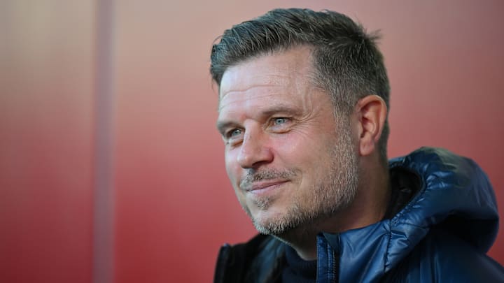 FC Bayern München v VfL Wolfsburg - Google Pixel Frauen-Bundesliga FC Bayern München v VfL Wolfsburg - Google Pixel Frauen-Bundesliga