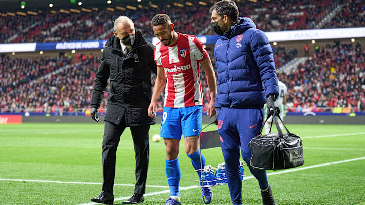 Atacante torceu o joelho e deve desfalcar o Atlético de Madrid por tempo indeterminado Atacante torceu o joelho e deve desfalcar o Atlético de Madrid por tempo indeterminado