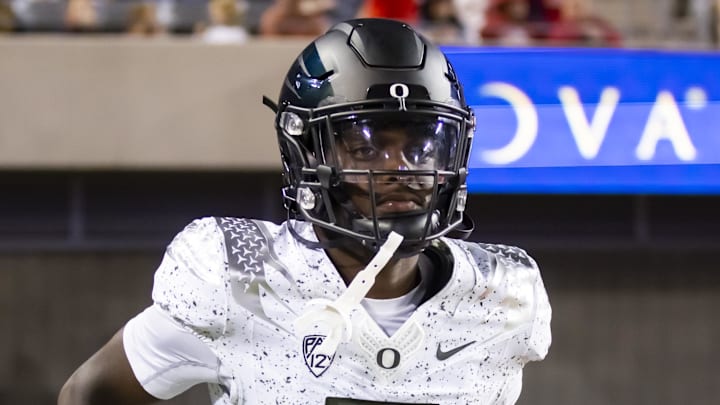 Oct 8, 2022; Tucson, Arizona, USA; Oregon Ducks defensive back Jahlil Florence (6) against the Arizona Wildcats at Arizona Stadium. Mandatory Credit: Mark J. Rebilas-Imagn Images
