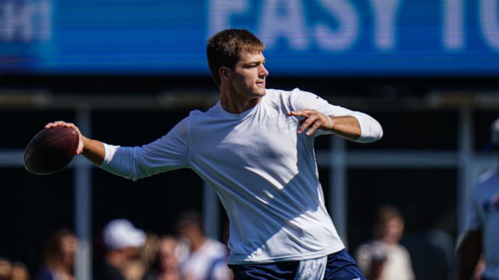 Sep 15, 2024; Foxborough, Massachusetts, USA; New England Patriots quarterback Drake Maye (10) warms up before the start of the game against the Seattle Seahawks at Gillette Stadium. Mandatory Credit: David Butler II-Imagn Images
