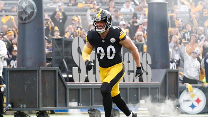 Nov 17, 2024; Pittsburgh, Pennsylvania, USA; Pittsburgh Steelers linebacker T.J. Watt (90) reacts as he take the field against the Baltimore Ravens at Acrisure Stadium. Mandatory Credit: Charles LeClaire-Imagn Images Nov 17, 2024; Pittsburgh, Pennsylvania, USA; Pittsburgh Steelers linebacker T.J. Watt (90) reacts as he take the field against the Baltimore Ravens at Acrisure Stadium. Mandatory Credit: Charles LeClaire-Imagn Images