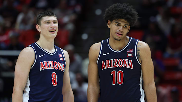 Arizona is a home favorite against Kansas State on Wednesday night.