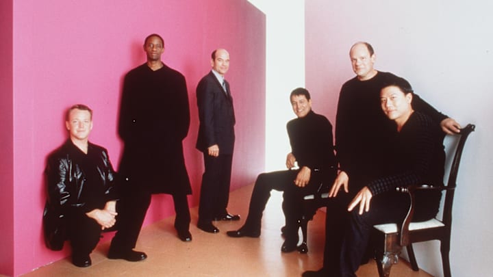 99_st_voyager_cast