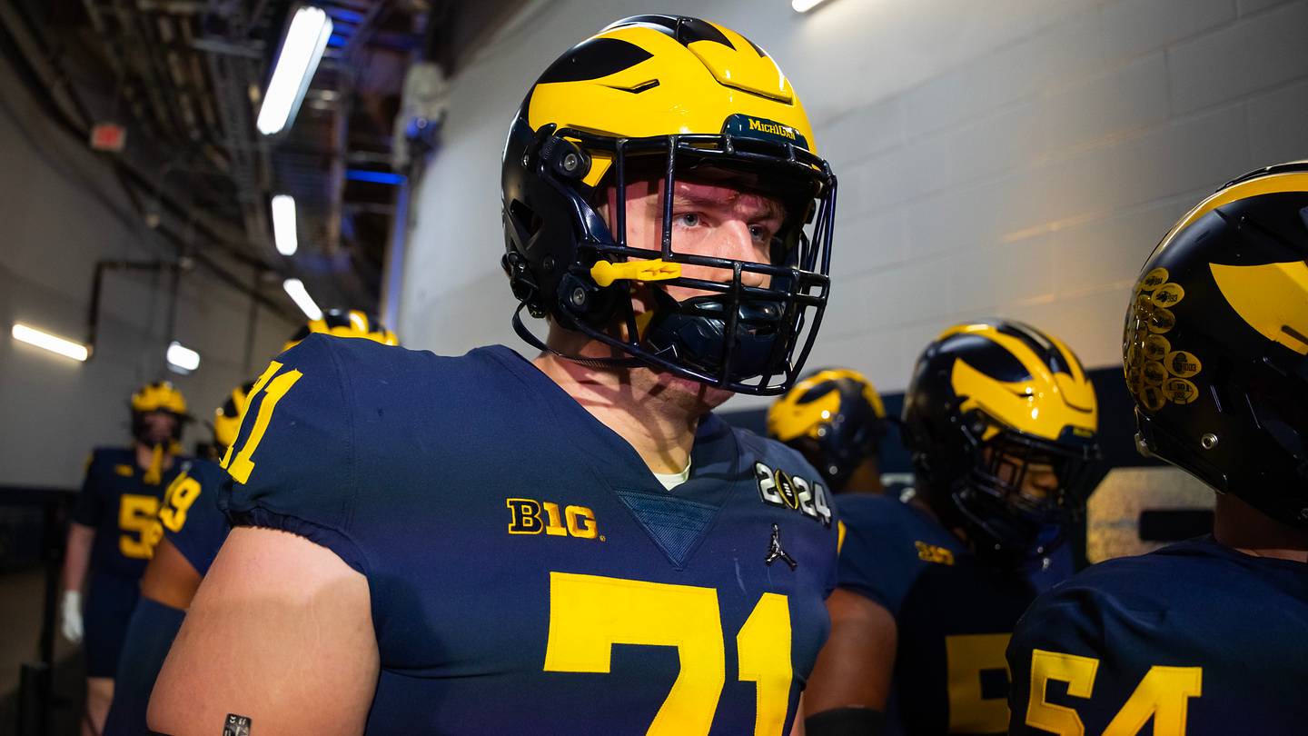 Michigan Football Down to 3 Players for 2 Starting Spots Along O-Line