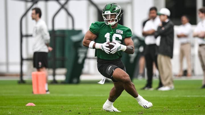 The Jets need to have backup plans ready if Kenyon Sadiq remains sidelined longer than expected. What type of help is available in free agency? The Jets need to have backup plans ready if Kenyon Sadiq remains sidelined longer than expected. What type of help is available in free agency?