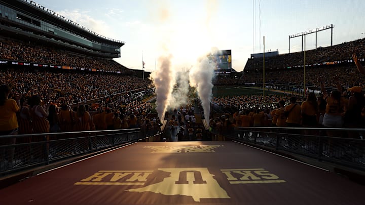 Aug 28, 2025; Minneapolis, Minnesota, USA; Minnesota Golden Gophers players take the field before the game against the Buffalo Bulls at Huntington Bank Stadium. Mandatory Credit: Matt Krohn-Imagn Images Aug 28, 2025; Minneapolis, Minnesota, USA; Minnesota Golden Gophers players take the field before the game against the Buffalo Bulls at Huntington Bank Stadium. Mandatory Credit: Matt Krohn-Imagn Images