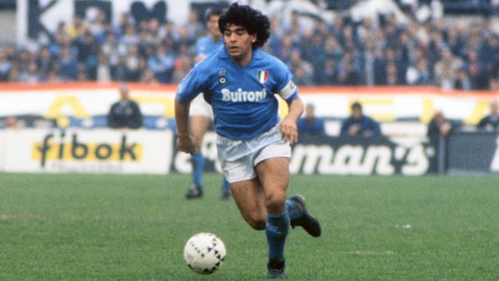 Diego Maradona condujo al Napoli al Scudetto en 1987
