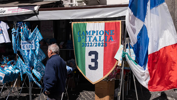 A Napoli è già festa