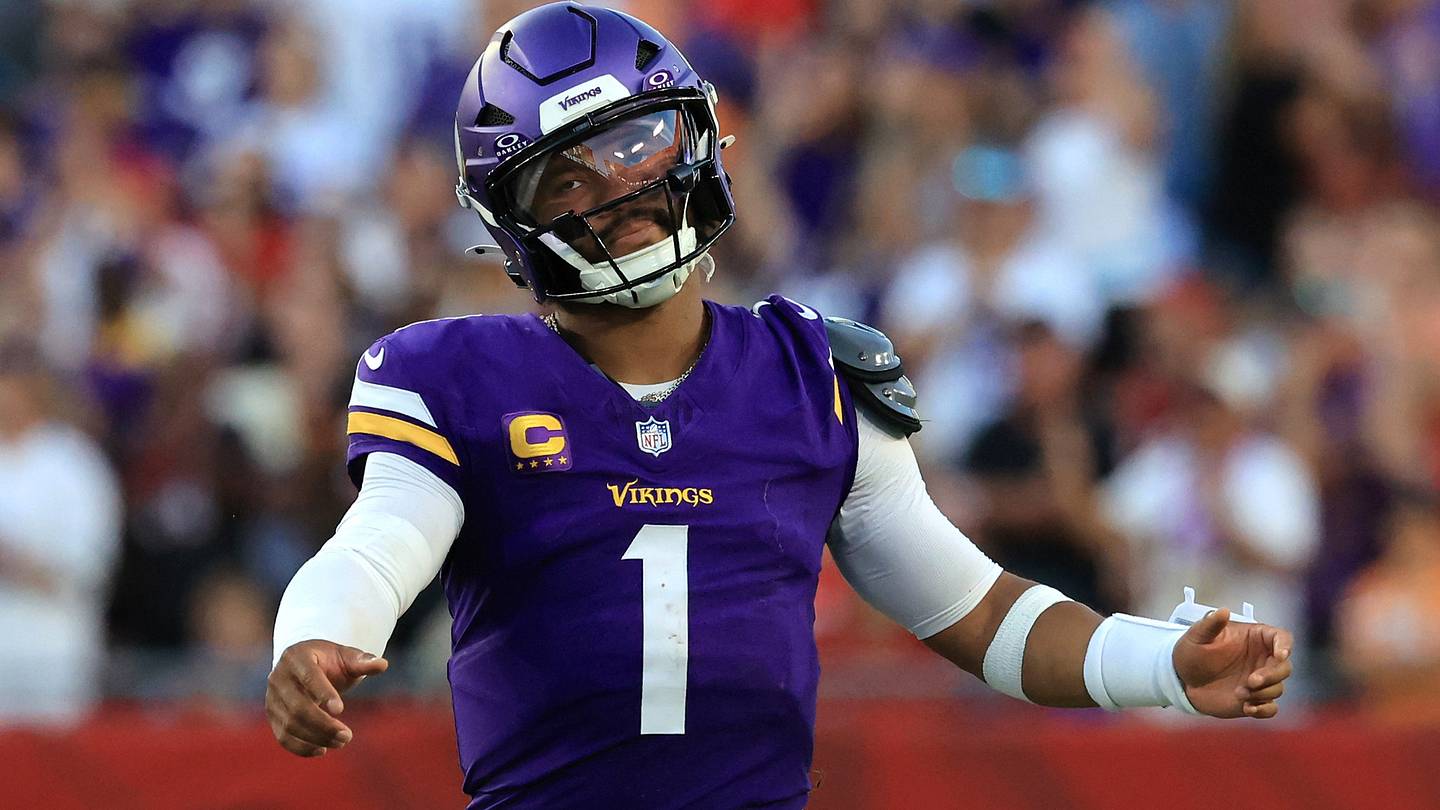 3 Vikings Offseason Decisions Have Come Back to Haunt Them by Halloween