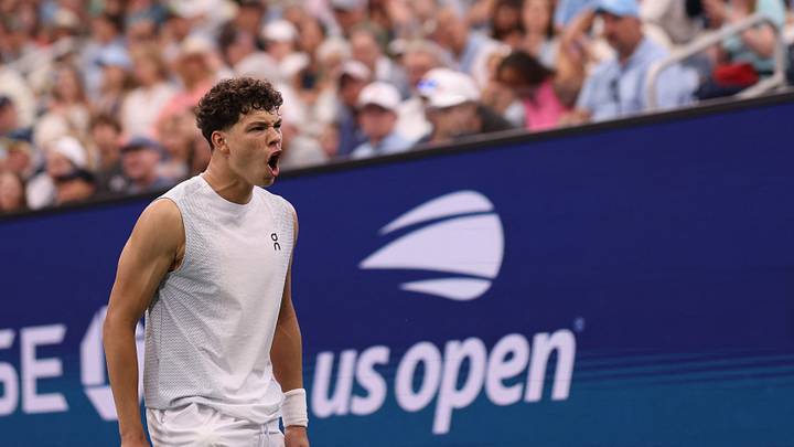 Aug 29, 2025; Flushing, NY, USA; Ben Shelton reacts after winning a game Adrian Mannarino on day six of the 2025 US Open tennis tournament at Billie Jean King USTA National Tennis Center. Mandatory Credit: Geoff Burke-Imagn Images Aug 29, 2025; Flushing, NY, USA; Ben Shelton reacts after winning a game Adrian Mannarino on day six of the 2025 US Open tennis tournament at Billie Jean King USTA National Tennis Center. Mandatory Credit: Geoff Burke-Imagn Images