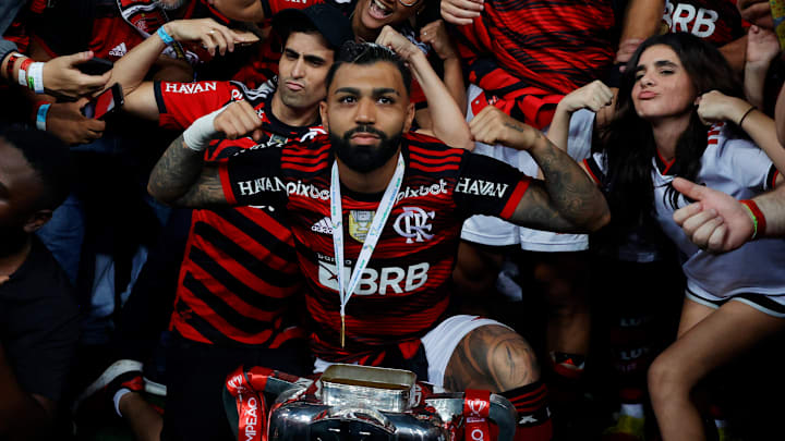 Flamengo lucrou mais de R$ 235 milhões em premiações nesta temporada. 