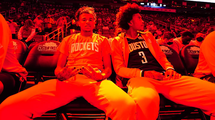 Phoenix Suns v Houston Rockets
