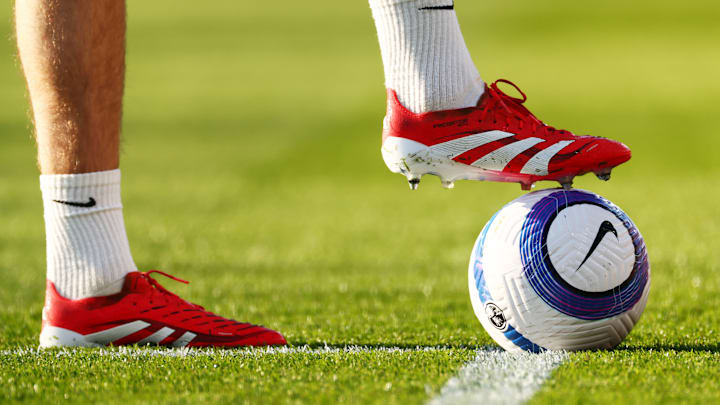 Campeonato Inglês será retomado somente no dia 01/04