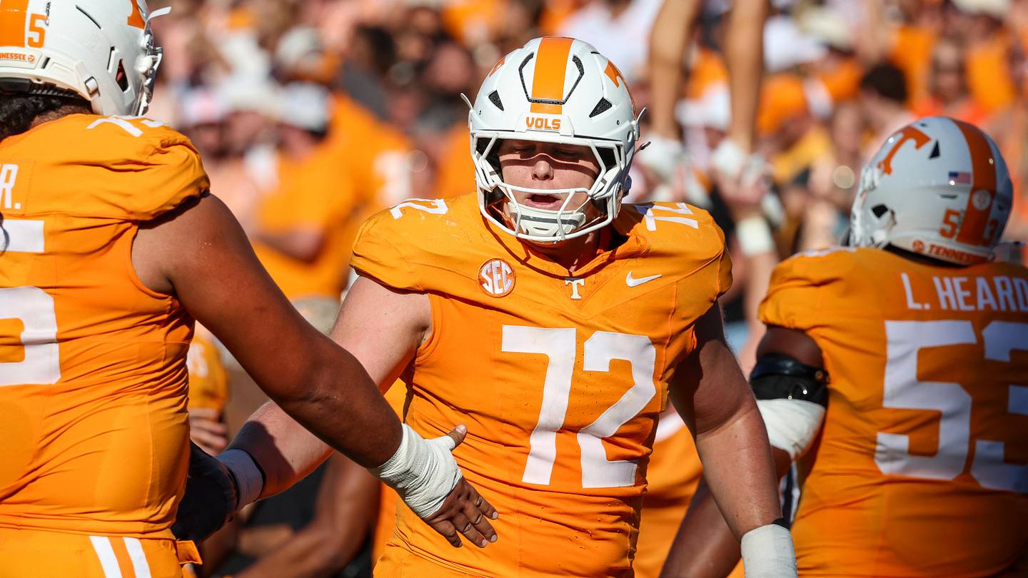 Tennessee offensive line ranks among nation’s best in returning production