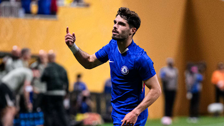 Pedro Neto é a grande aposta do Chelsea contra o Esperánce