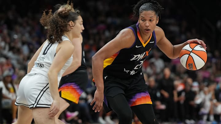 Aug 22, 2025; Phoenix, Arizona, USA; Phoenix Mercury forward Alyssa Thomas (25) drives on Golden State Valkyries guard Carla Leite (0) in the second half at Footprint Center. Mandatory Credit: Rick Scuteri-Imagn Images Aug 22, 2025; Phoenix, Arizona, USA; Phoenix Mercury forward Alyssa Thomas (25) drives on Golden State Valkyries guard Carla Leite (0) in the second half at Footprint Center. Mandatory Credit: Rick Scuteri-Imagn Images