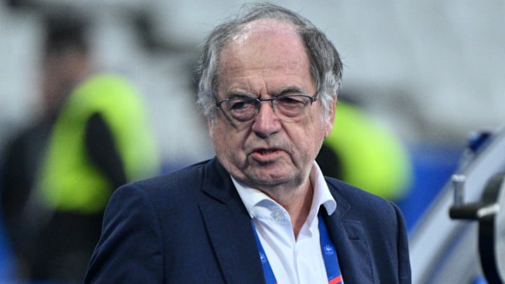 Noël le Graet prend des mesures.