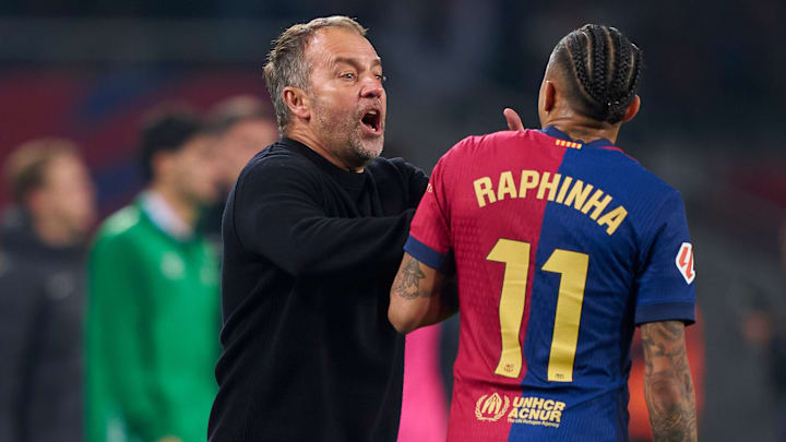 Hansi Flick y Raphinha cuando terminó el partido del FC Barcelona y Real Betis 