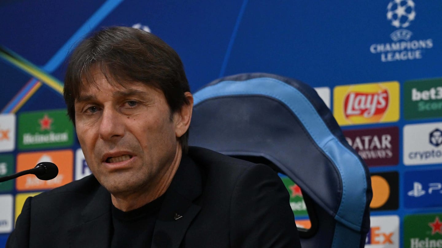 'More dominant' - Napoli boss Antonio Conte makes Chelsea claim over Estevao signing