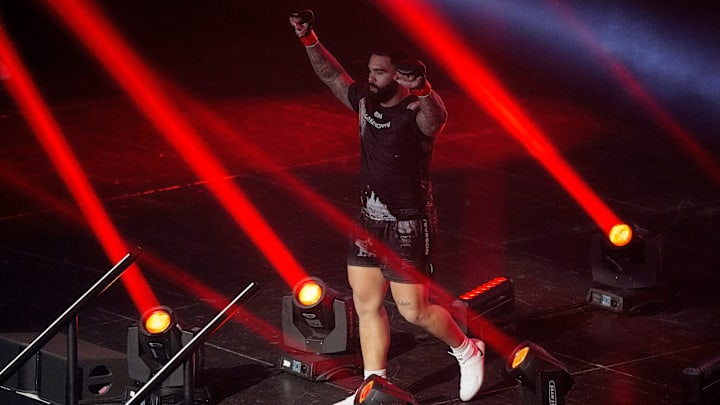 Gable Steveson is introduced before his bout against Billy Swanson in a Dirty Boxing Championship heavyweight fight at The Pinnacle Thursday, Oct. 30, 2025, in Nashville, Tenn.