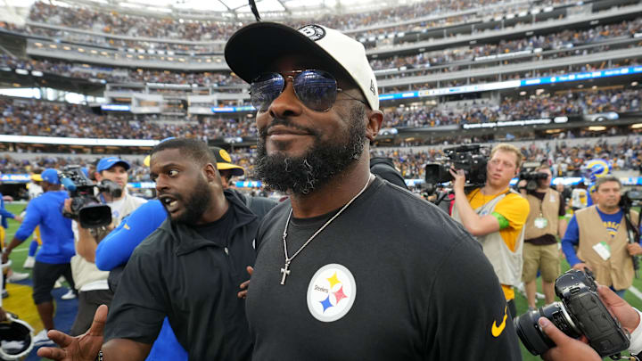 Oct 22, 2023; Inglewood, California, USA; Pittsburgh Steelers coach Mike Tomlin reacts after the