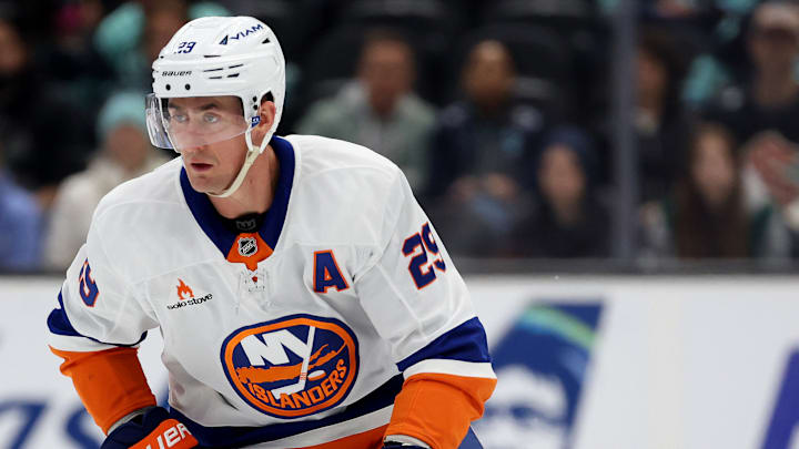 New York Islanders free-agent-to-be Brock Nelson is reportedly on the Toronto Maple Leafs' radar.