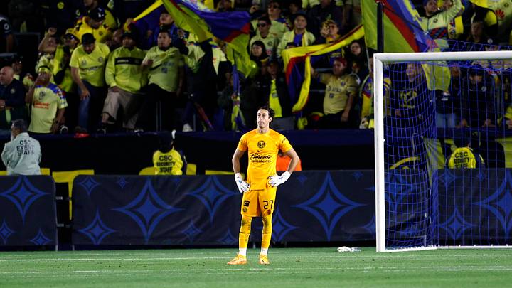Club America v Cruz Azul