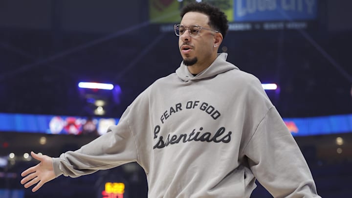 Mar 7, 2026; Oklahoma City, Oklahoma, USA; Golden State Warriors guard Seth Curry during a time out against the Oklahoma City Thunder during the first half at Paycom Center. Mandatory Credit: Alonzo Adams-Imagn Images
