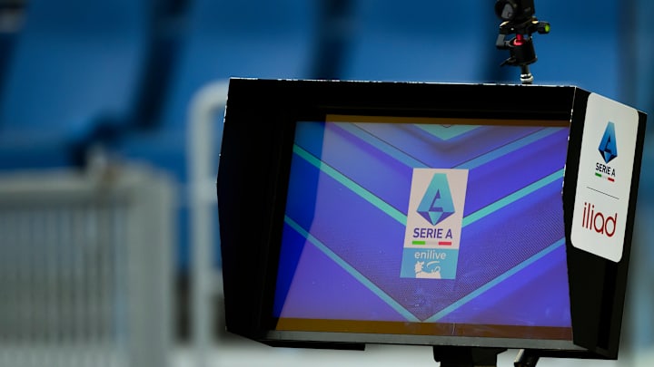 VAR (Video Assistant Referee) VAR (Video Assistant Referee)